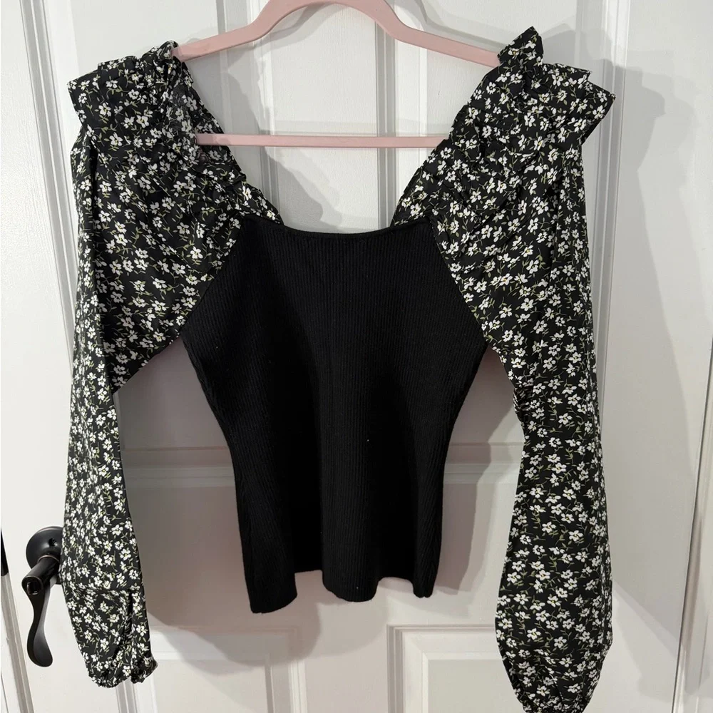 Anthropologie Black Floral Puff Sleeve top small Ribbed knit NWT $98